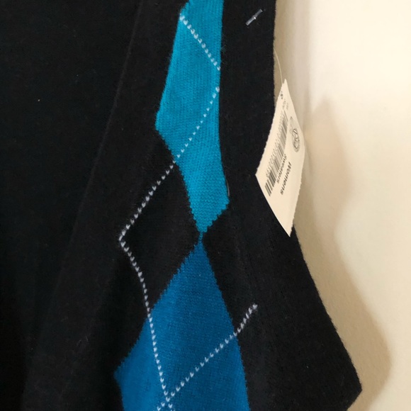 Knit button down vest with striped design - Picture 4 of 6